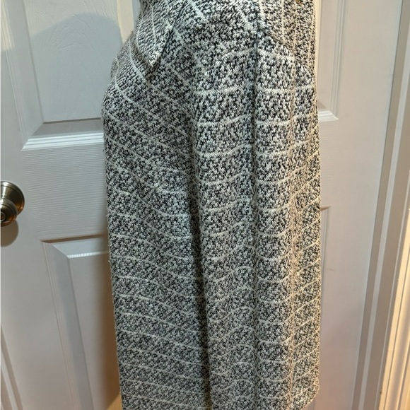 Talbots Gray & White Tunic Size L - Picture 8 of 12